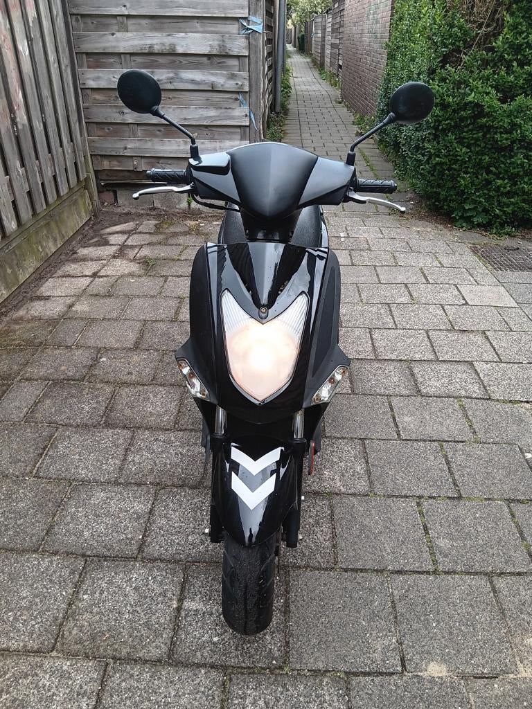 KYMCO AGILITY SNOR 2017 1E EIGENAAR, Fietsen en Brommers, Scooters | Kymco, Ophalen, Zo goed als nieuw, Benzine, Agility