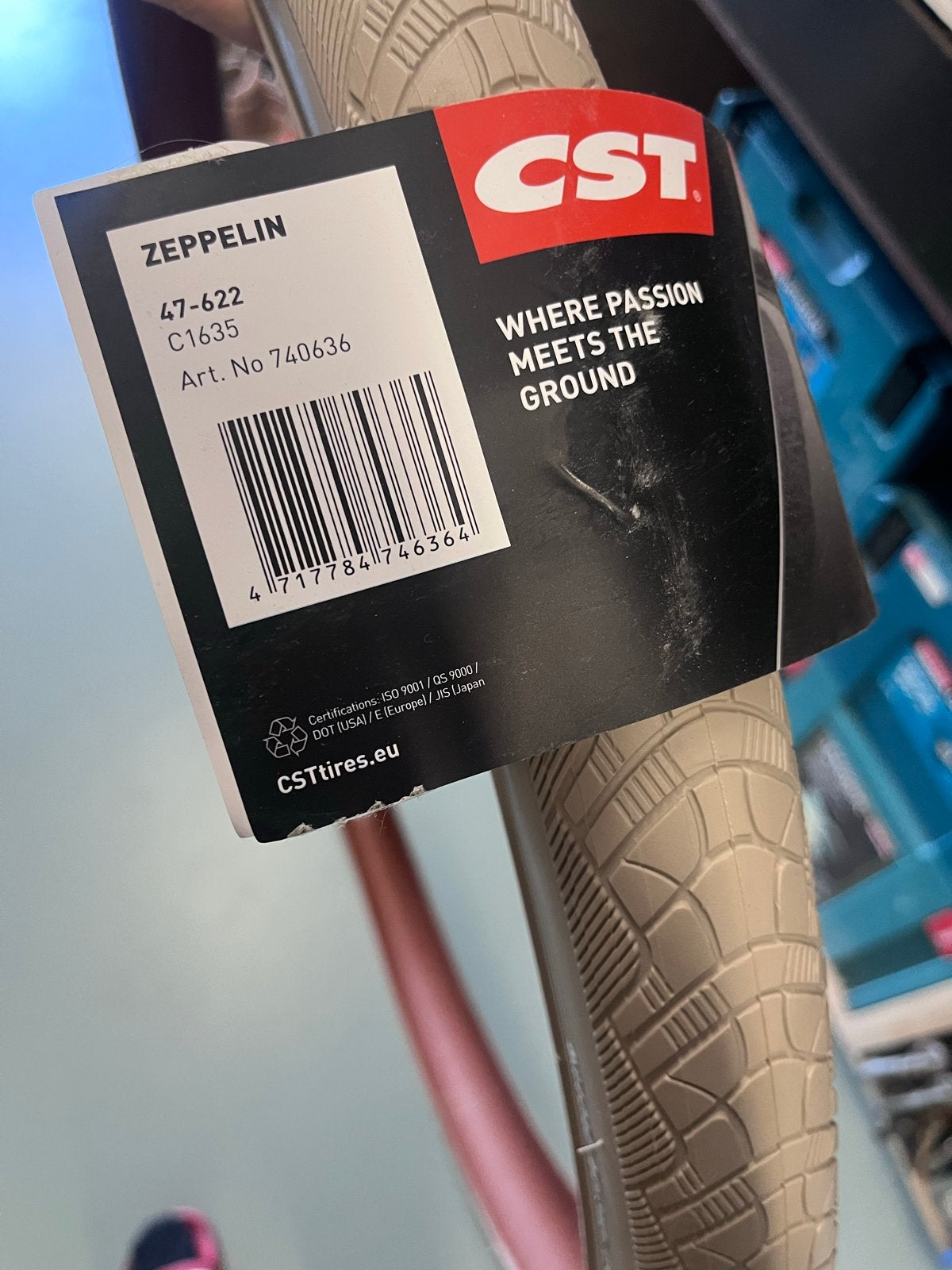 CST Classic Zeppelin Buitenband 28 i (47-622), Band, Nieuw, Ophalen of Verzenden, Rubber