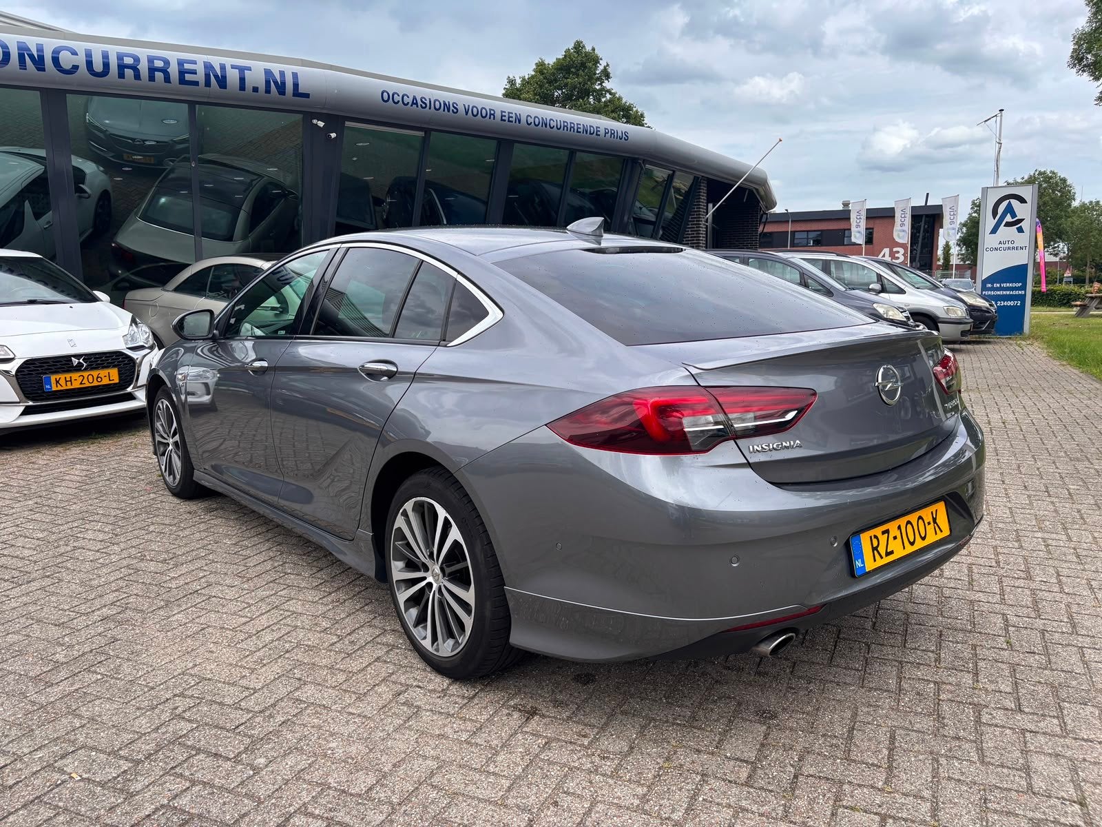 Opel Insignia Grand Sport 1.6 CDTI Business Executive, Stuur, Auto's, Gebruikt, Euro 6, 4 cilinders, Origineel Nederlands