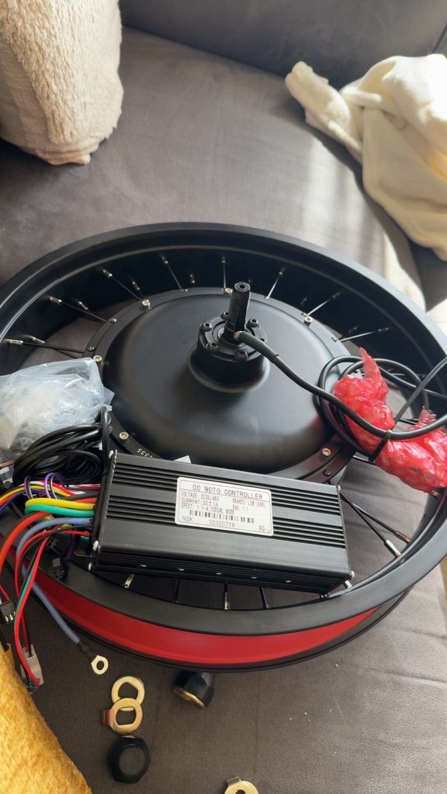 Custom V20 Pro 3kw (lees beschrijving), Ophalen, Aluminium, Zo goed als nieuw, Schijfrem