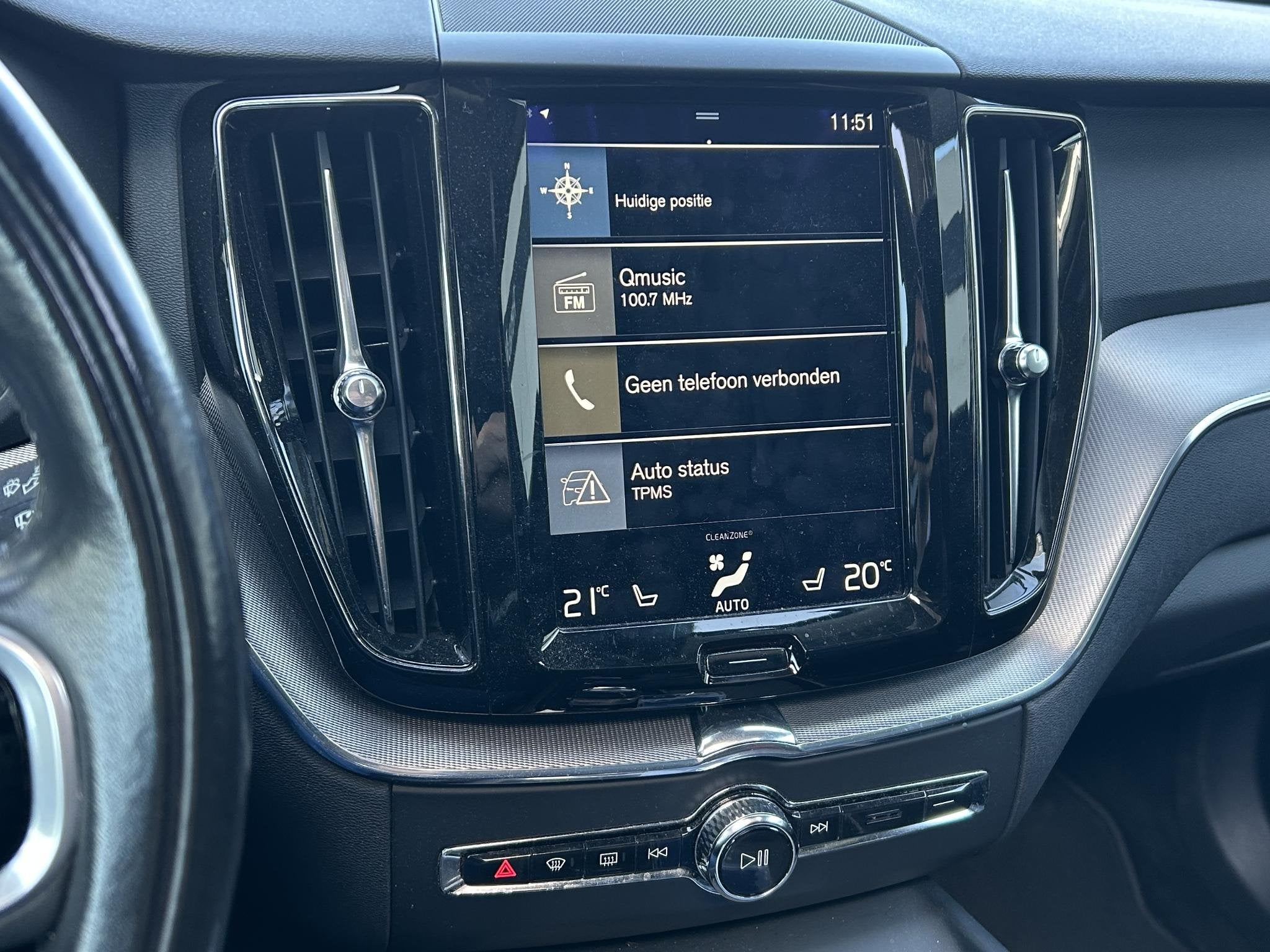 Foto 33 van Volvo XC60 2.0 T8 Twin Engine AWD Inscription | Panoramadak