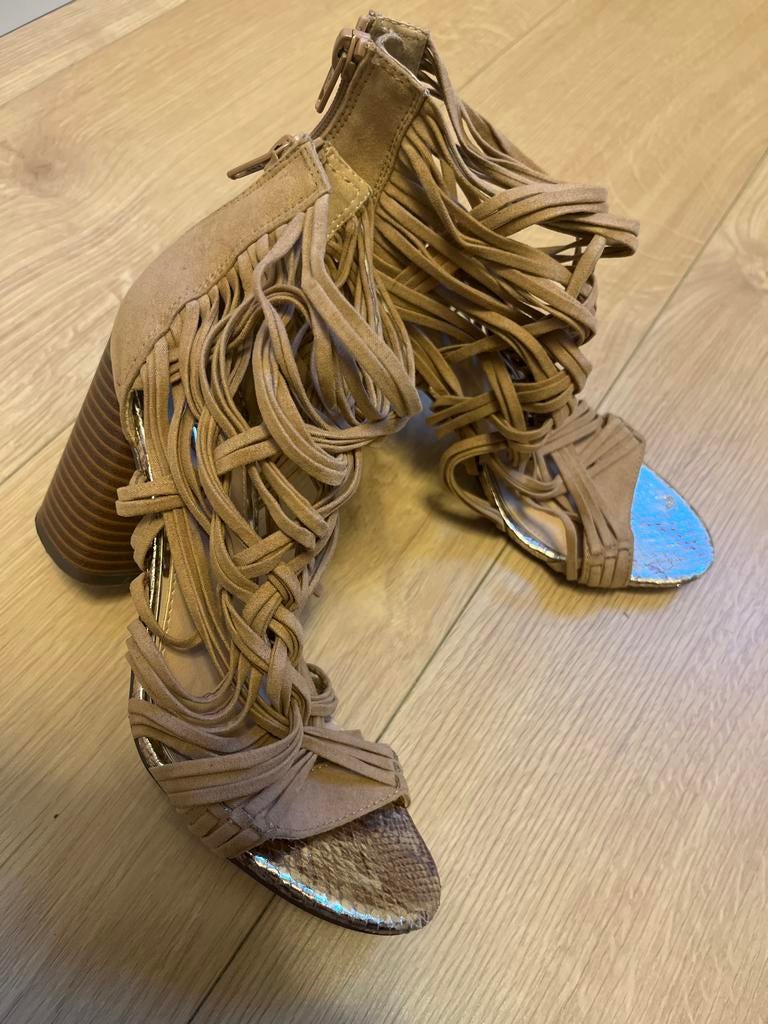 River Island Hakken/Sandalen Maat 37, Ophalen of Verzenden, Gedragen, Beige, Sandalen of Muiltjes