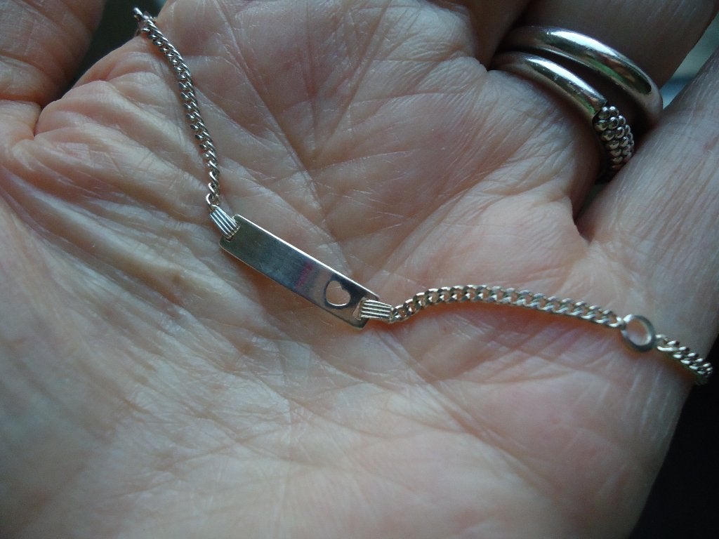 mooi echt zilver kinder graveerarmbandje €10,95 p st nieuw, Ophalen of Verzenden, Nieuw, Zilver, Zilver