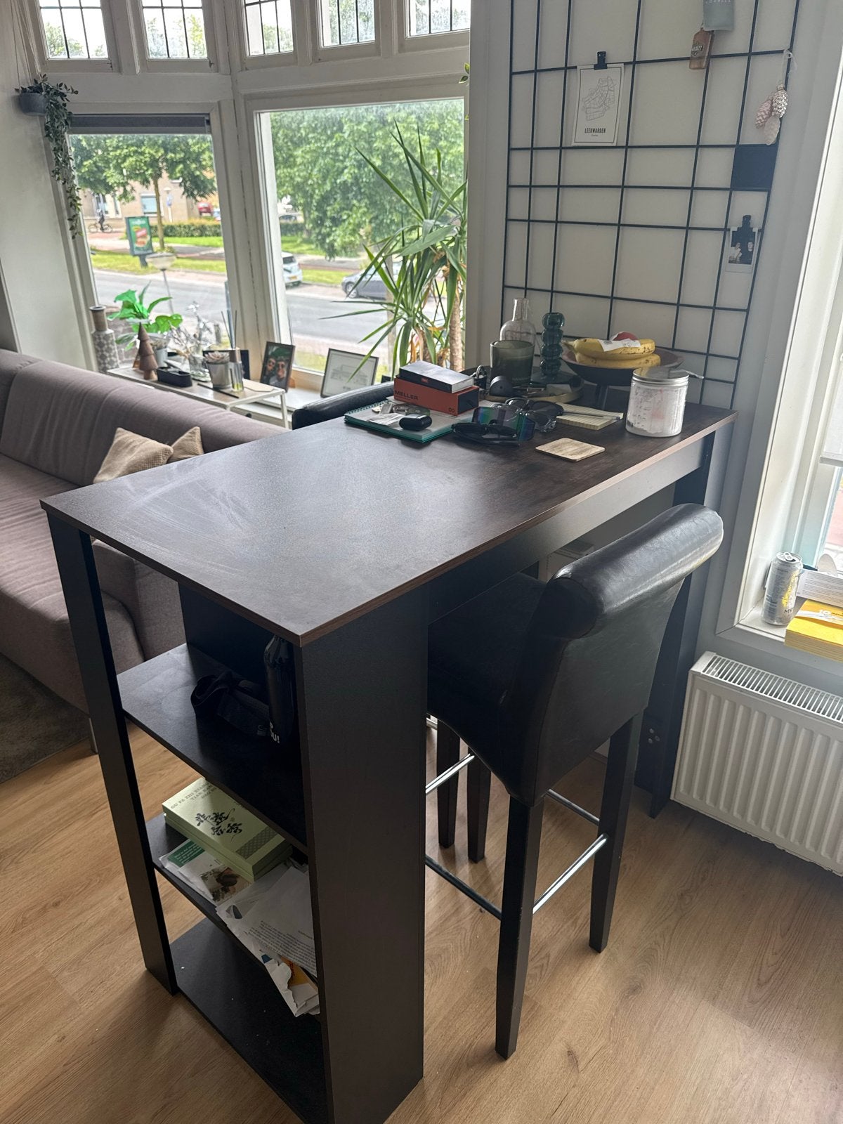 Hoge eettafel met 2 barkrukken, Huis en Inrichting, Tafels | Eettafels, Ophalen, Gebruikt, 100 tot 150 cm, Tot twee personen