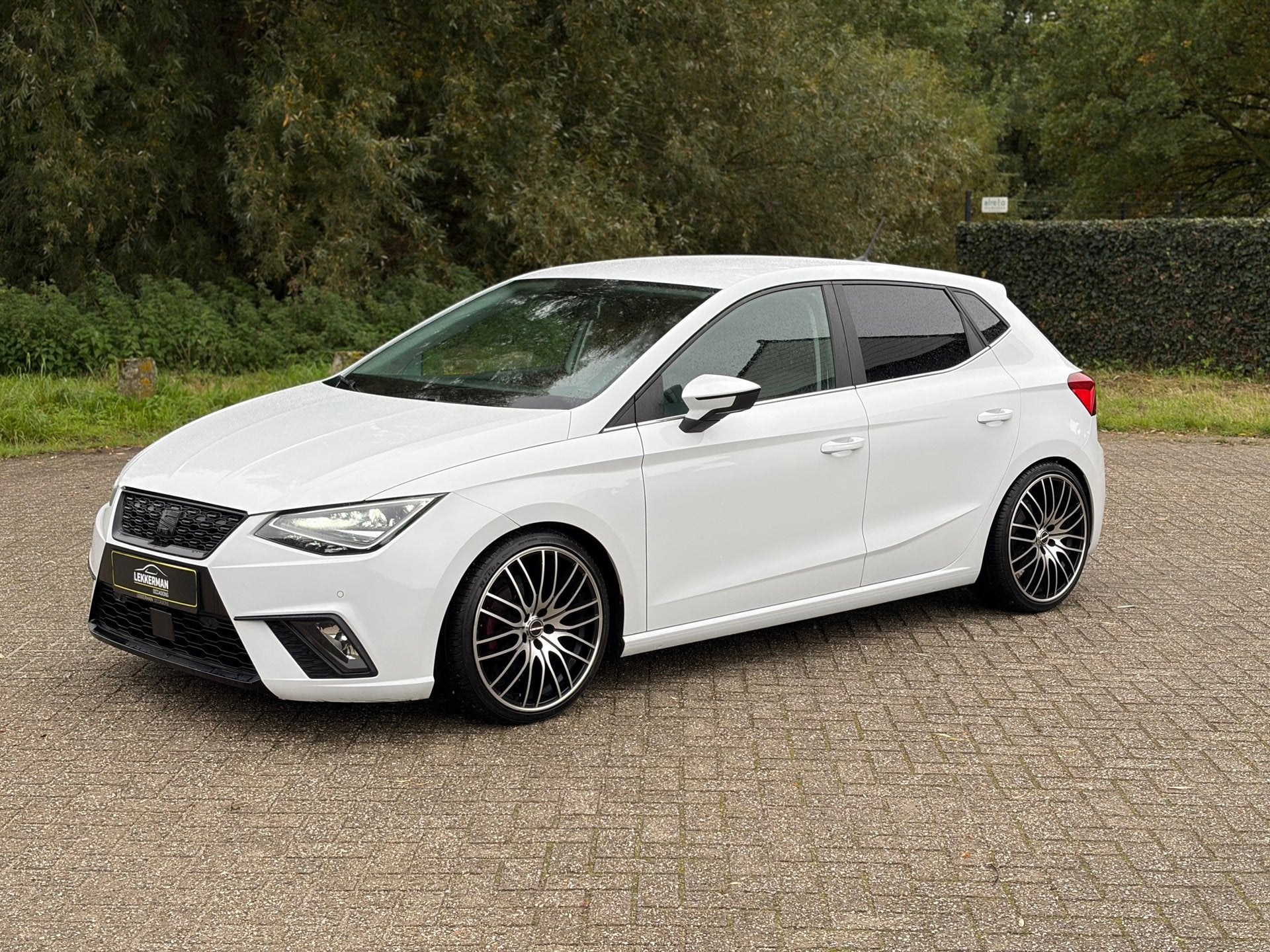 SEAT Ibiza 1.0 TSI FR LED I CAMERA I PDC I CARPLAY I CRUISE, Auto's, Voorwielaandrijving, 95 pk, Ibiza, Bedrijf