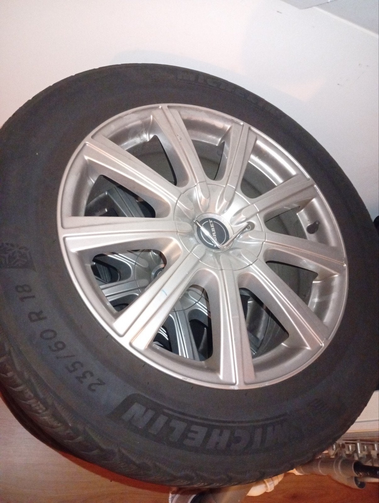 18 inch. Borbet Volvo xc90 winterset, Auto-onderdelen, Ophalen, 18 inch, Gebruikt, Banden en Velgen