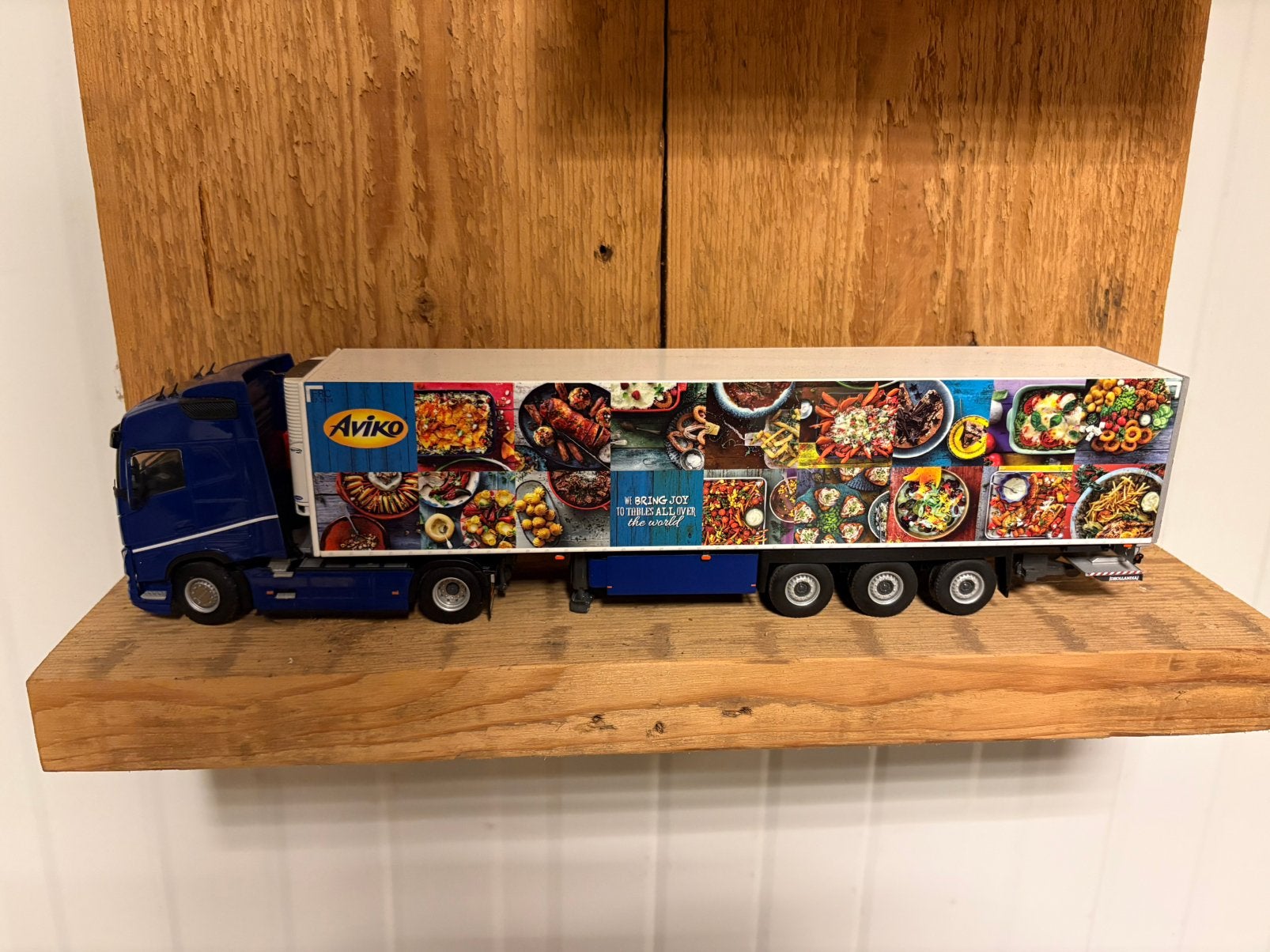 Nieuw WSI models Aviko vrachtwagen 1:50, Hobby en Vrije tijd, Overige merken, 1:32 tot 1:50, Ophalen of Verzenden, Zo goed als nieuw