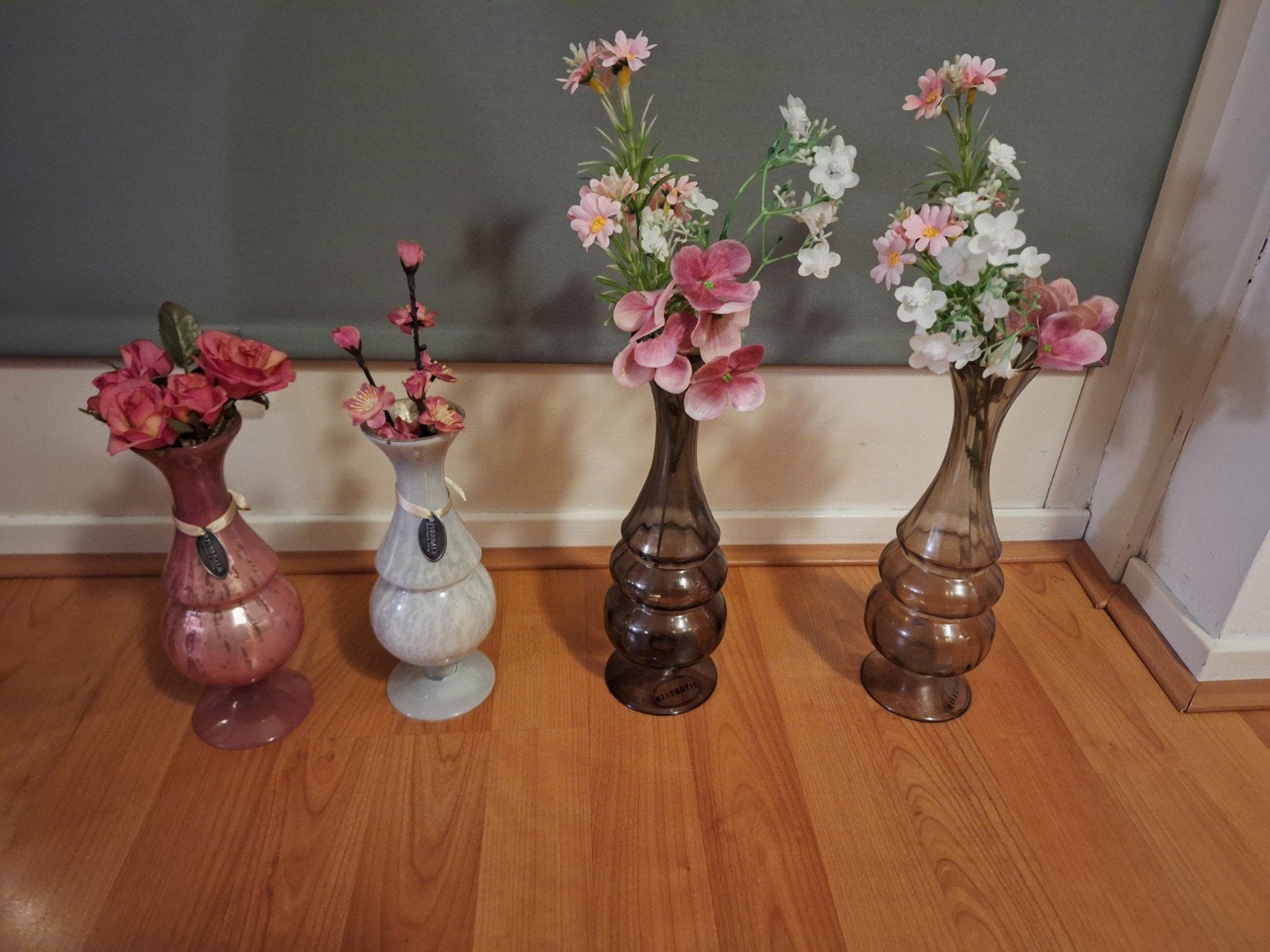 Riverdale vaasjes inclusief kunstbloemen 4 stuks, Ophalen