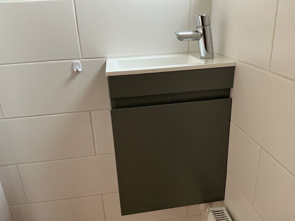Grijs wc meubel inclusief kraan, Ophalen, Gebruikt, Toilet