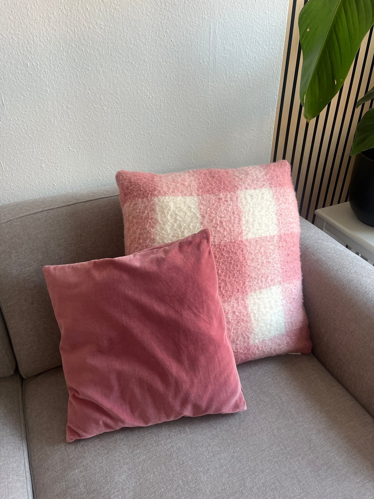 Sissy-Boy roze kussen met ruitpatroon, Huis en Inrichting, Overige merken, Gebruikt, Met print, Vierkant