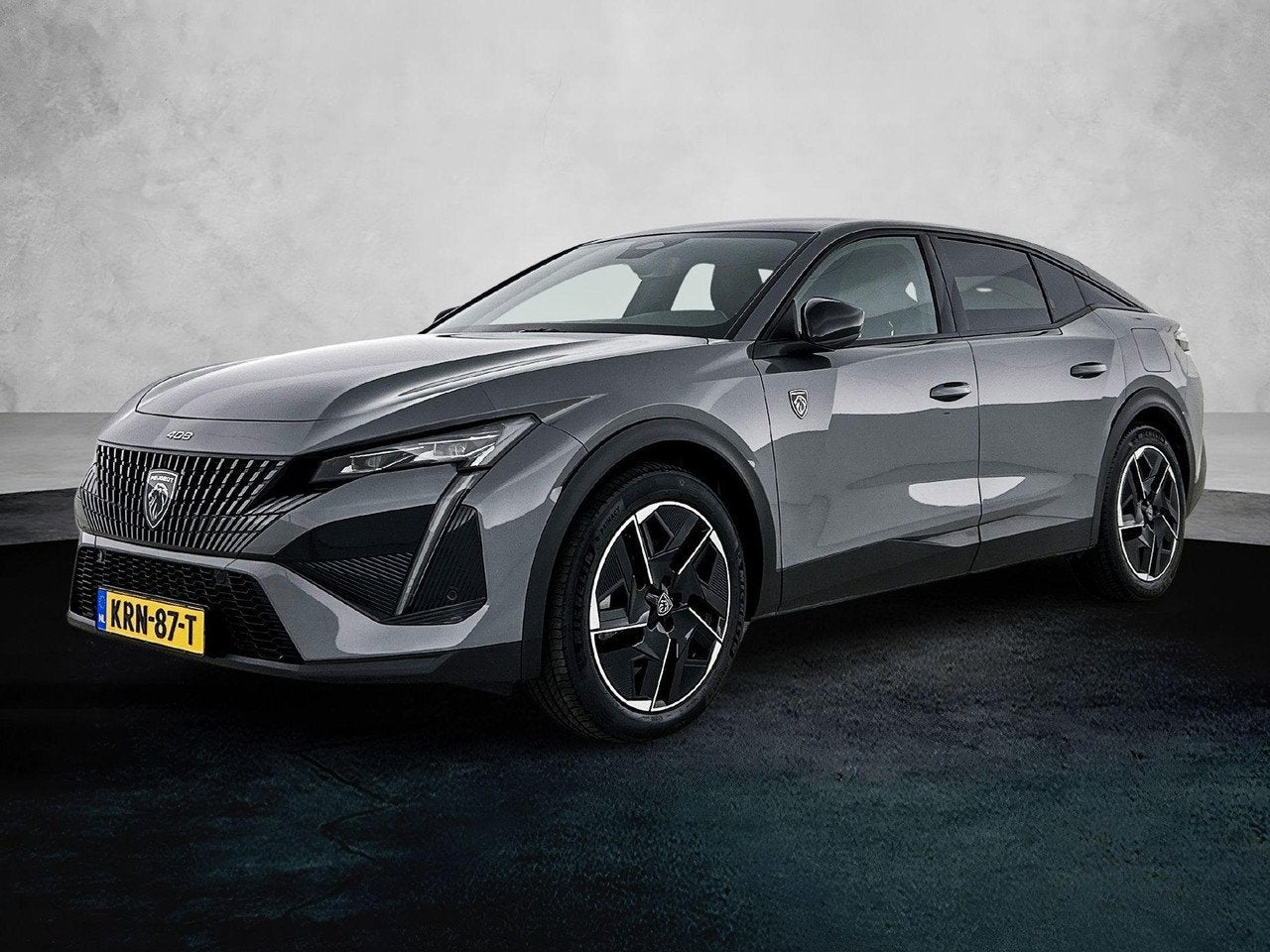 Peugeot 408 1.6 225pk HYbrid GT Automaat | Accu 99% | Naviga, Automaat, Parkeersensor, Gebruikt, 4 cilinders