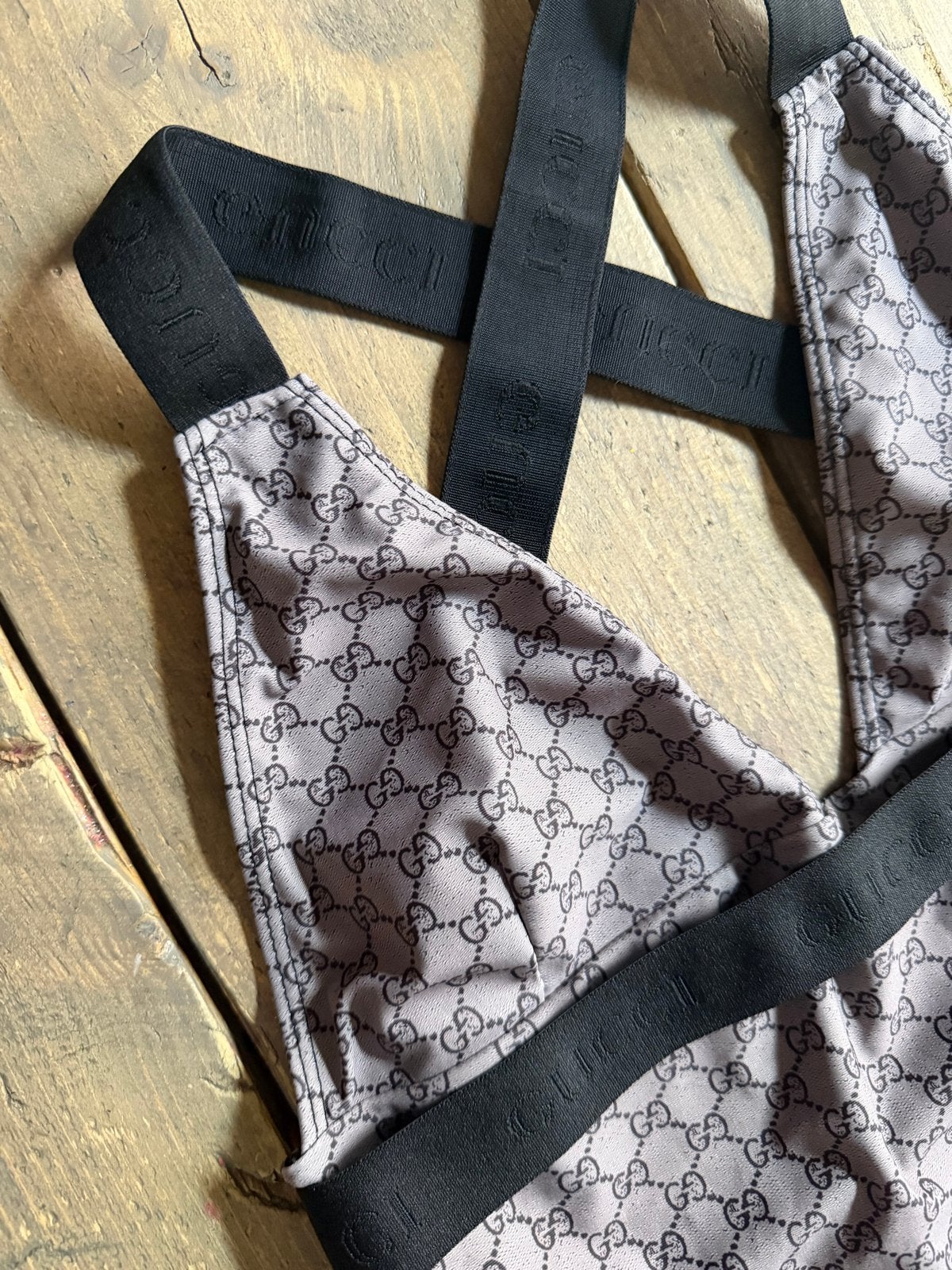 Gucci Monogram Badpak - Zo goed als nieuw, Kleding | Dames, Ophalen of Verzenden, Zo goed als nieuw, Grijs, Badpak