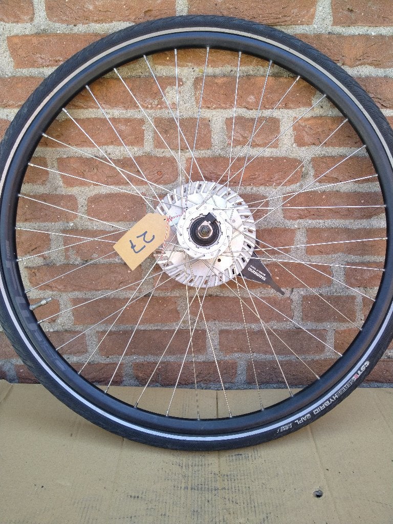 Voorwiel met naafdynamo rollerbrake €51,-, Fietsen en Brommers, Fietsonderdelen, Onbekend, Ophalen of Verzenden, Zo goed als nieuw