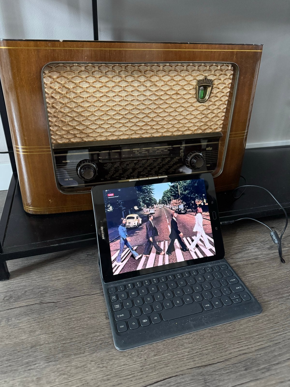Vintage Braun Radio met AUX-aansluiting, Ophalen, Gebruikt, Radio