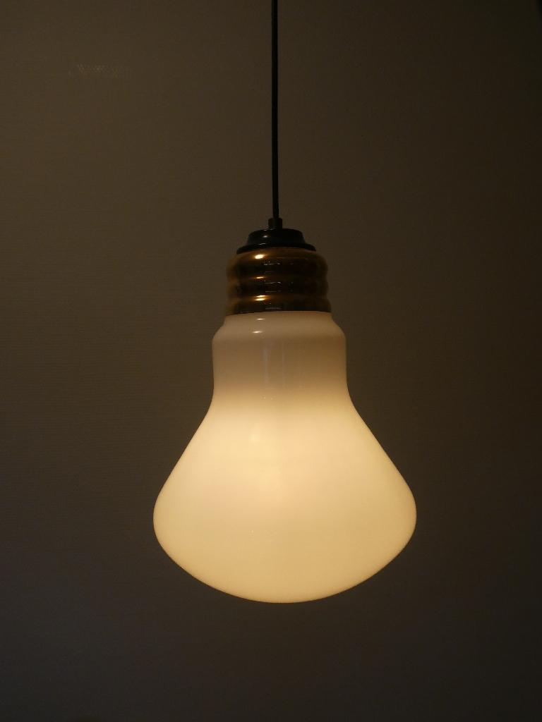 Vintage jaren 80 glazen gloei hanglamp, Huis en Inrichting, Lampen | Hanglampen, Gebruikt, Jaren 80, Ophalen of Verzenden, Glas