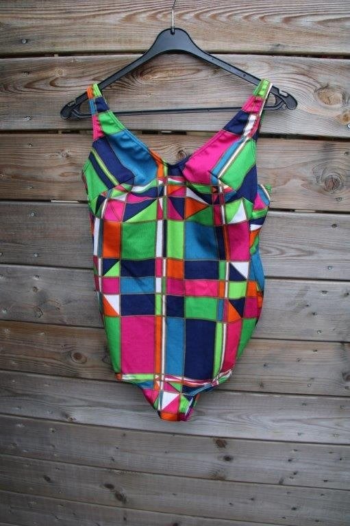 Badpak groen/ fuschia/ donkerblauw Bleyle mt 44/14 Vaste pri, Kleding | Dames, Bleyle, Badpak, Ophalen of Verzenden, Zo goed als nieuw