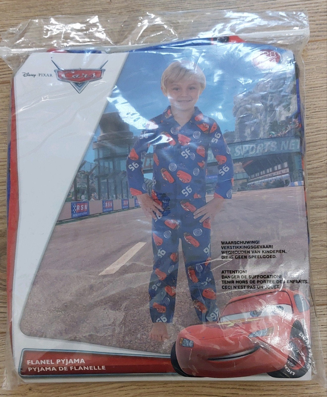 nieuw pyjama cars flanel maat 128 134, Ophalen of Verzenden, Nieuw, Jongen, Nacht- of Onderkleding