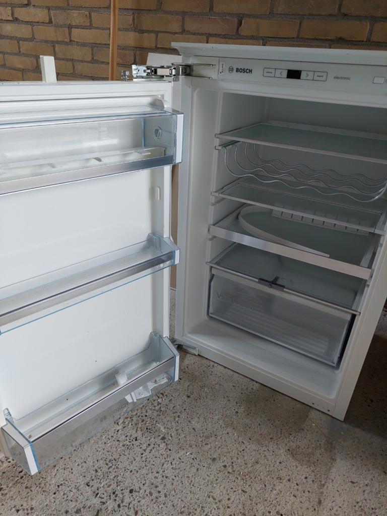Inbouw koelkast Bosch., Witgoed en Apparatuur, Koelkasten en IJskasten, 100 tot 150 liter, 45 tot 60 cm, Ophalen, 85 tot 120 cm
