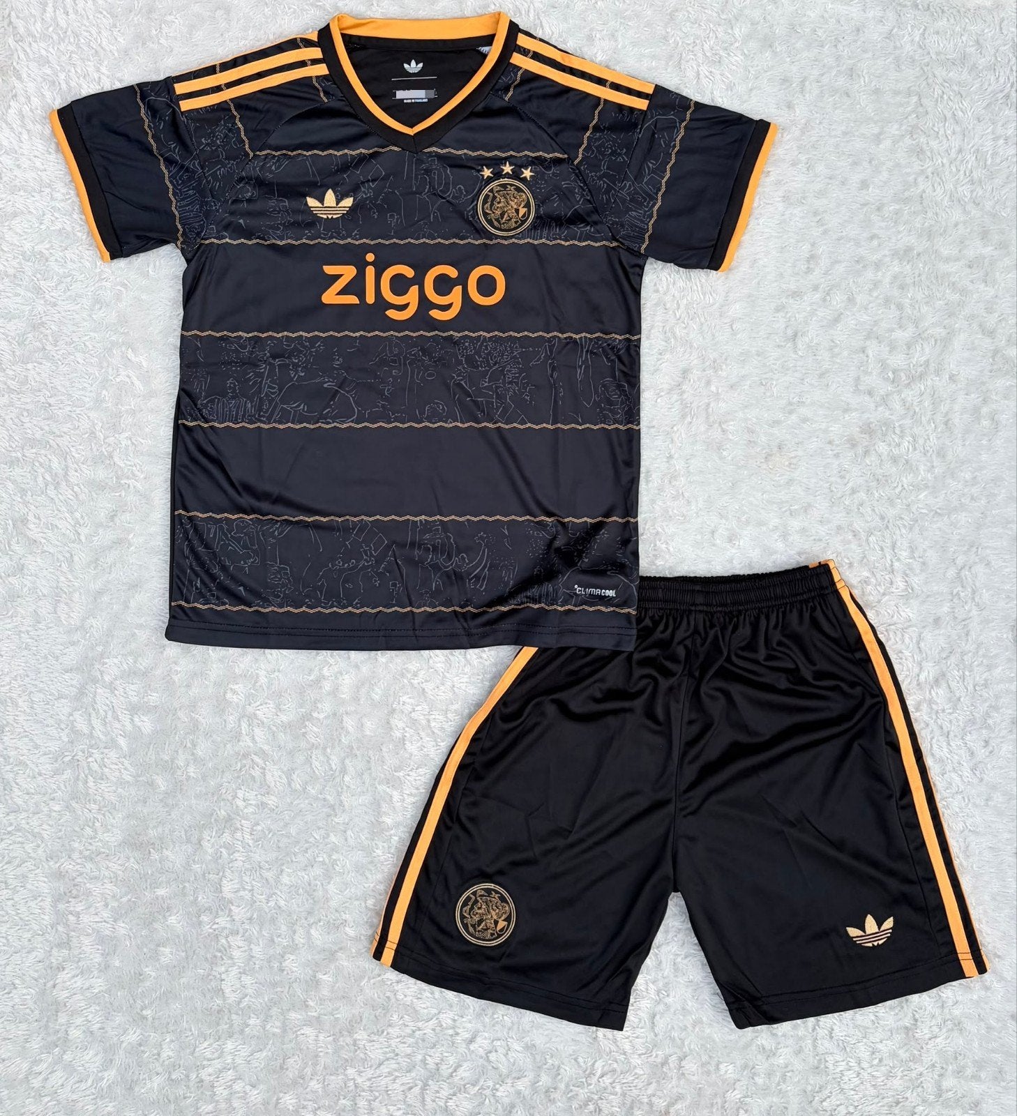 Ajax uit tenue Kids 2026-2027, Maat XS of kleiner, Ophalen of Verzenden, Nieuw, Set
