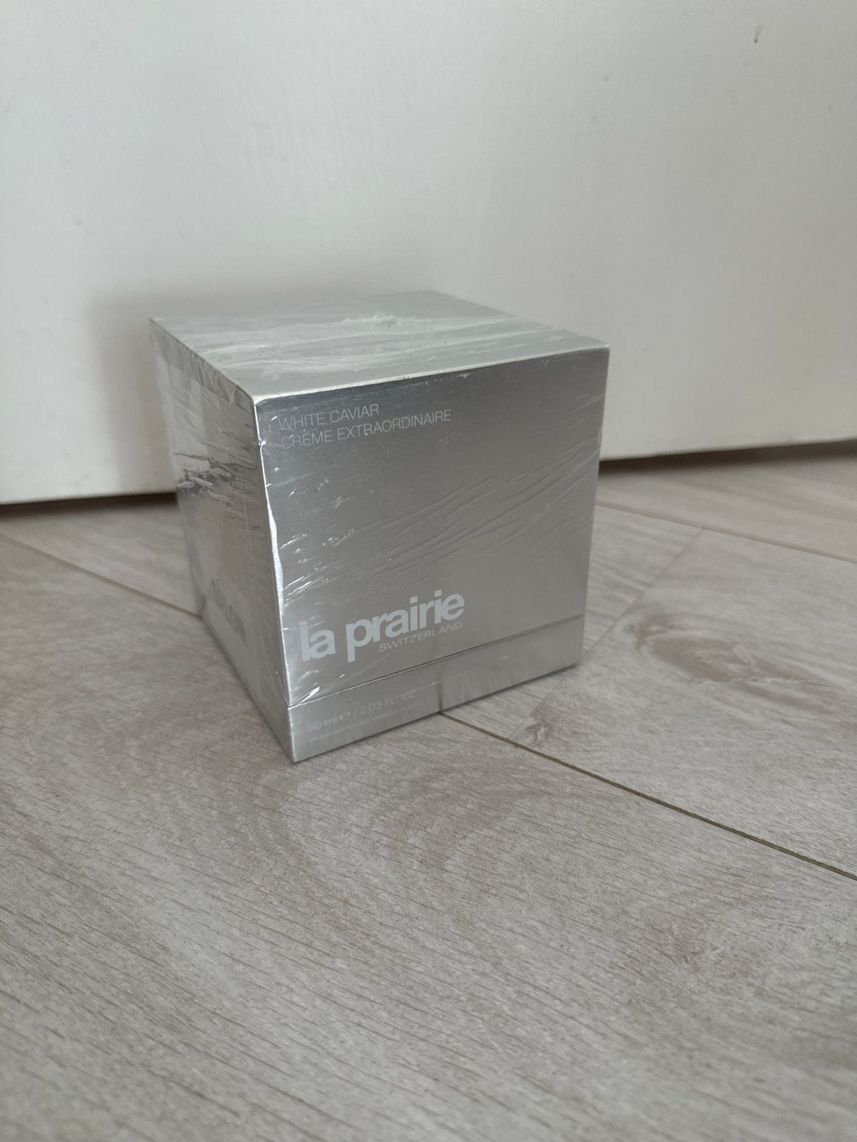 La Prairie White Caviar Crème Extraordinaire Nieuw, Ophalen of Verzenden, Nieuw, Gehele gezicht, Verzorging