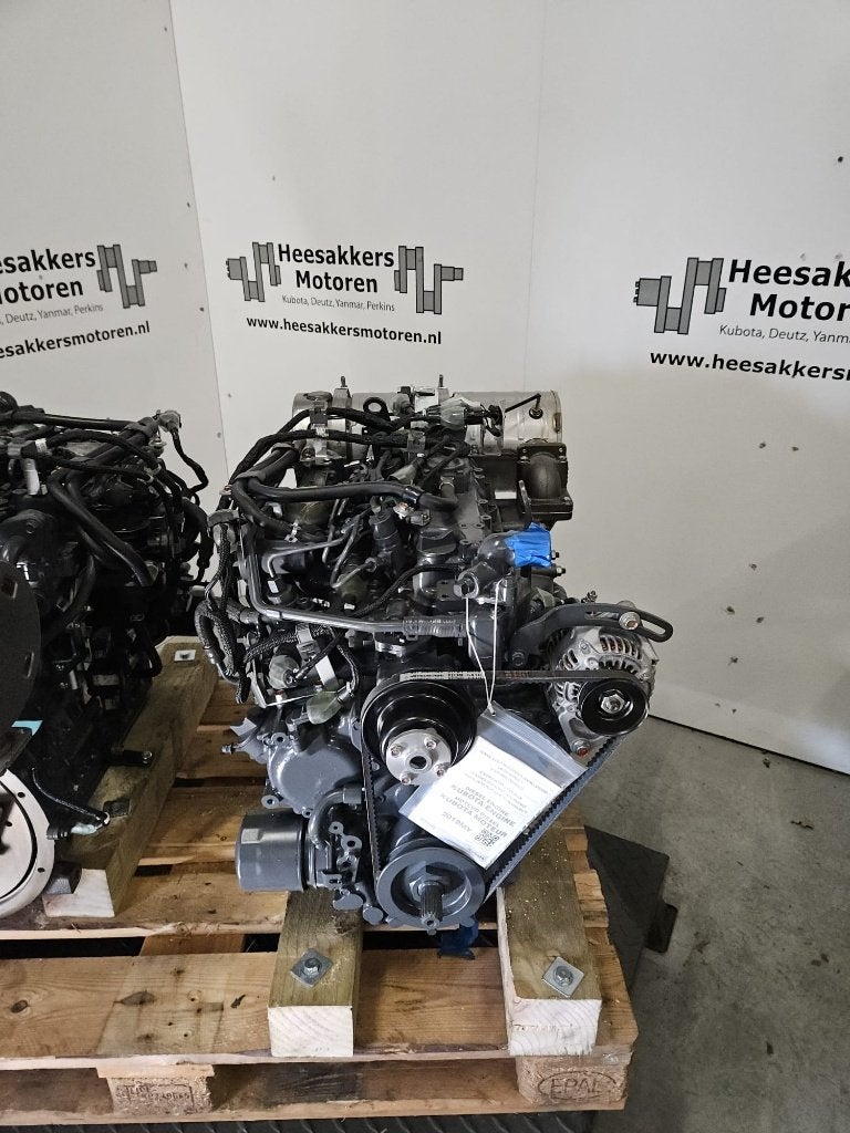 Kubota V2403 CR, Ophalen of Verzenden, Nieuw, Dieselmotor, 1800 rpm of meer
