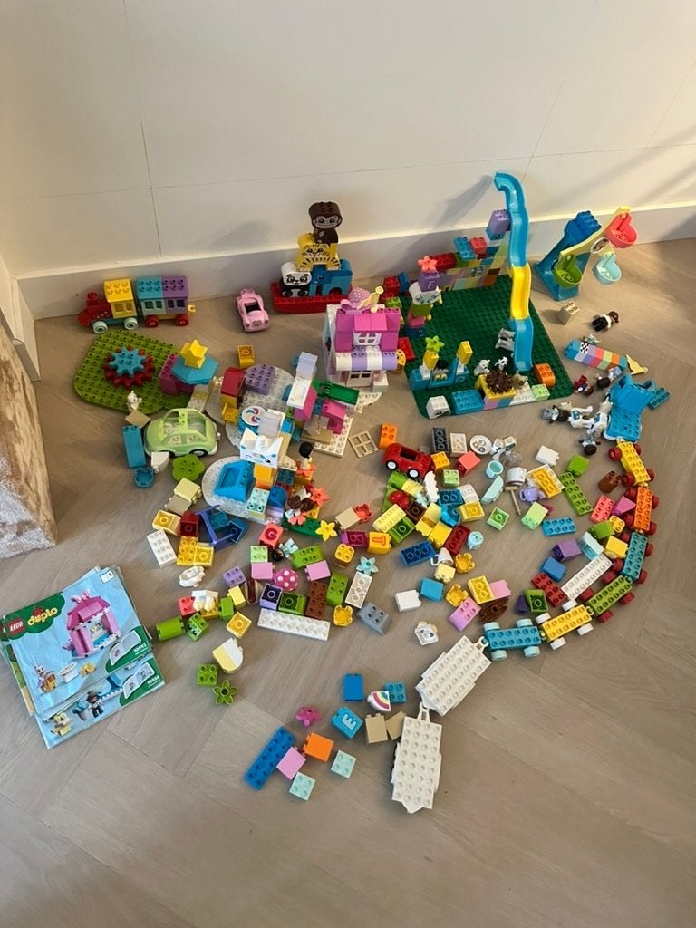 Grote partij LEGO Duplo set o.a. Kermis, trein, auto disney, Ophalen of Verzenden, Gebruikt, Meerdere sets, Duplo