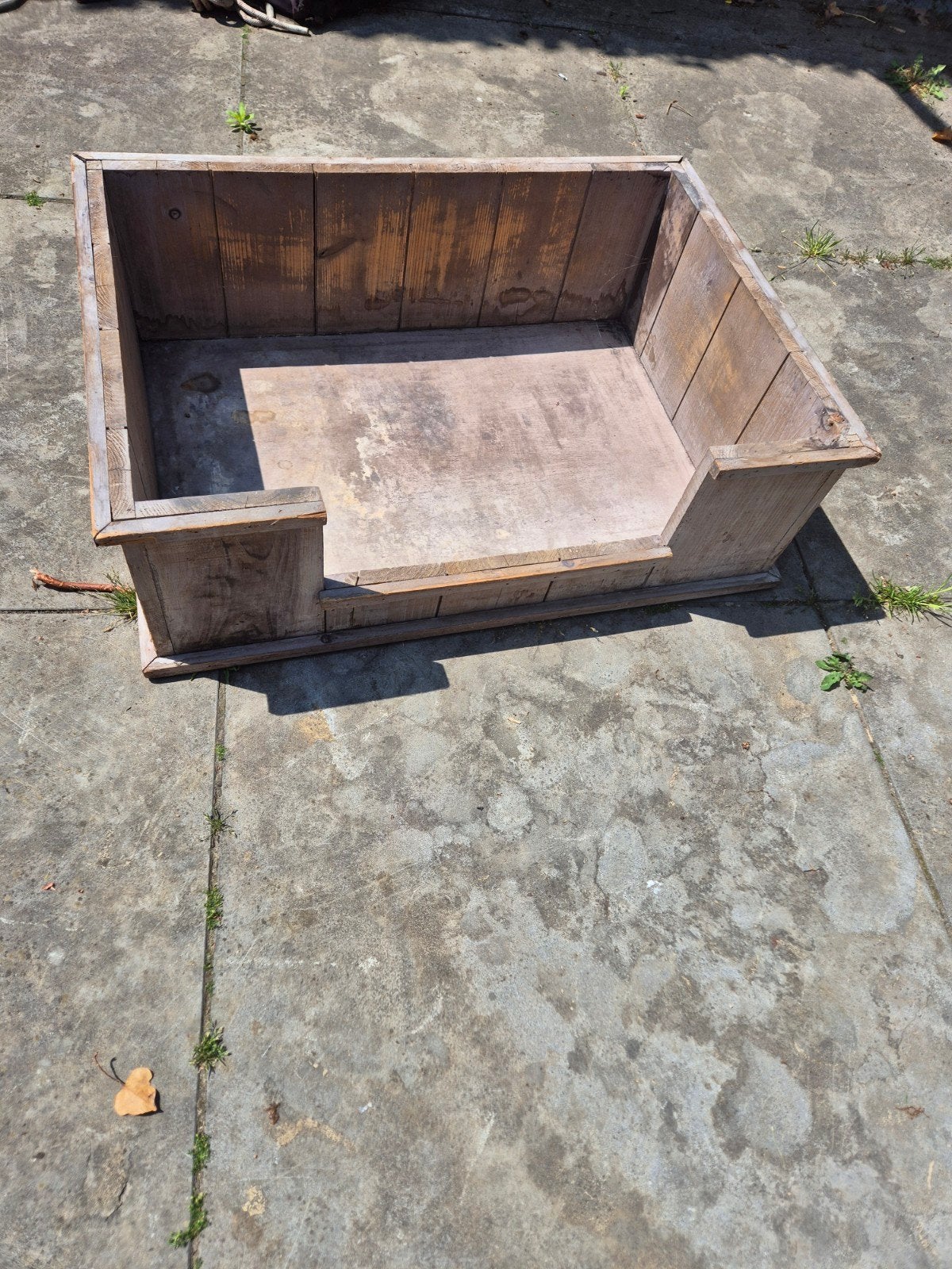 Houten hondenmand, Ophalen, Overige