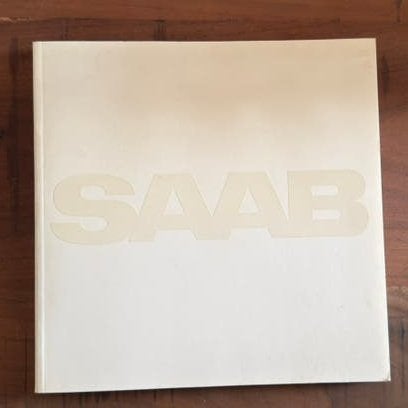 Saab Boek - Printed in Sweden 2005 - Zeldzaam, Ophalen of Verzenden, Zo goed als nieuw, Overige merken
