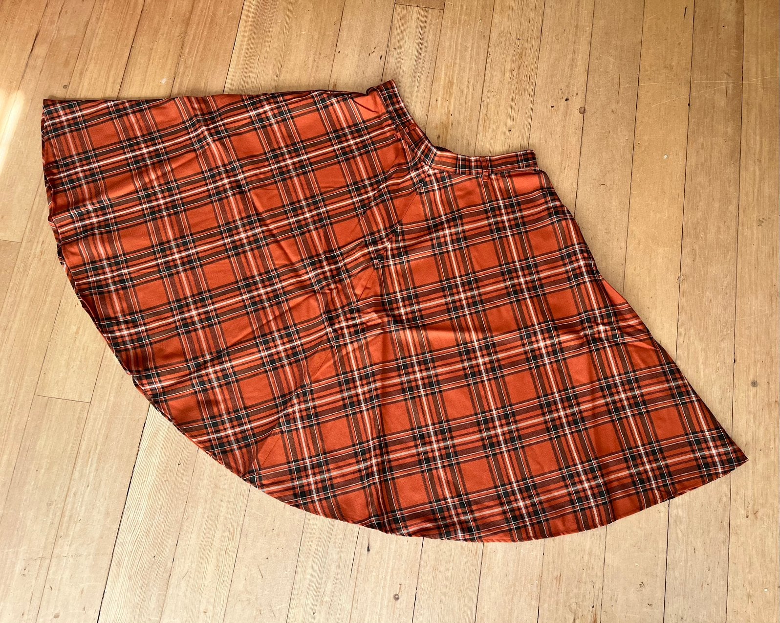 Hell Bunny Tawny vintage inspired ruit overknee wijde rok L, Bruin, Maat 42/44 (L), Nieuw, Ophalen of Verzenden
