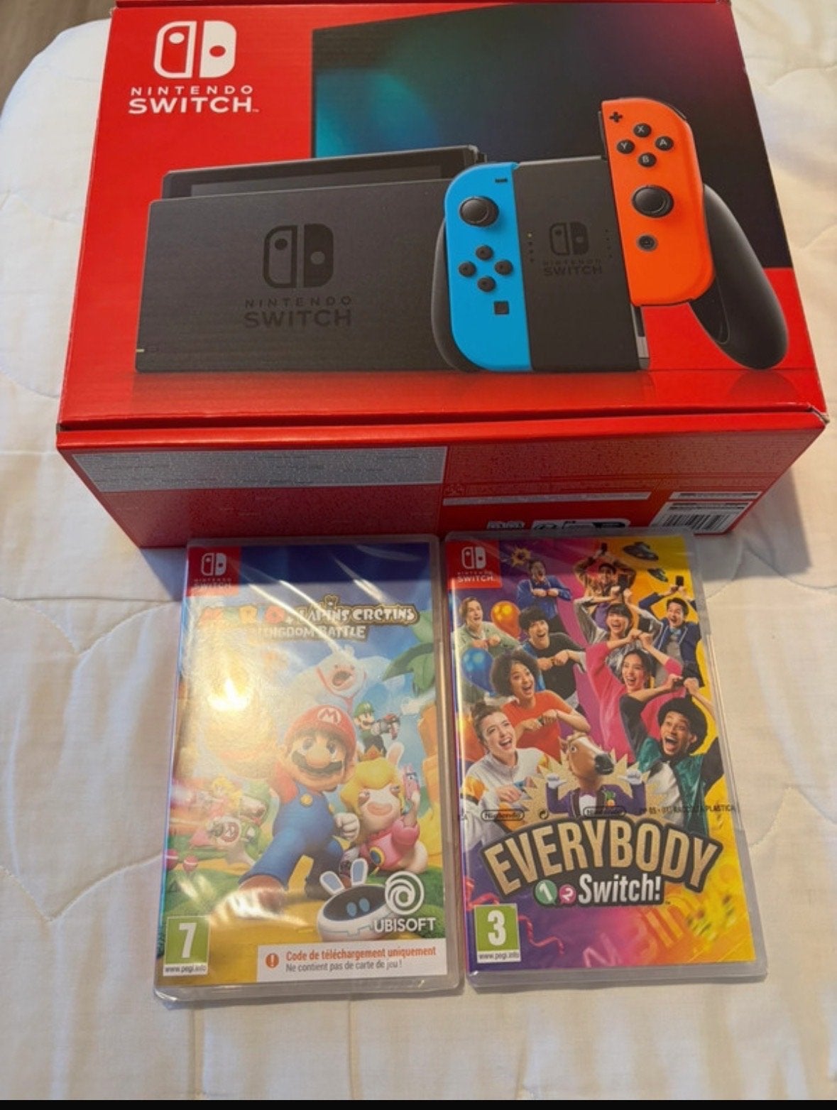 Nintendo Switch met 2 games -Nieuw!, Spelcomputers en Games, Met games, Met 2 controllers, Nieuw, Ophalen of Verzenden