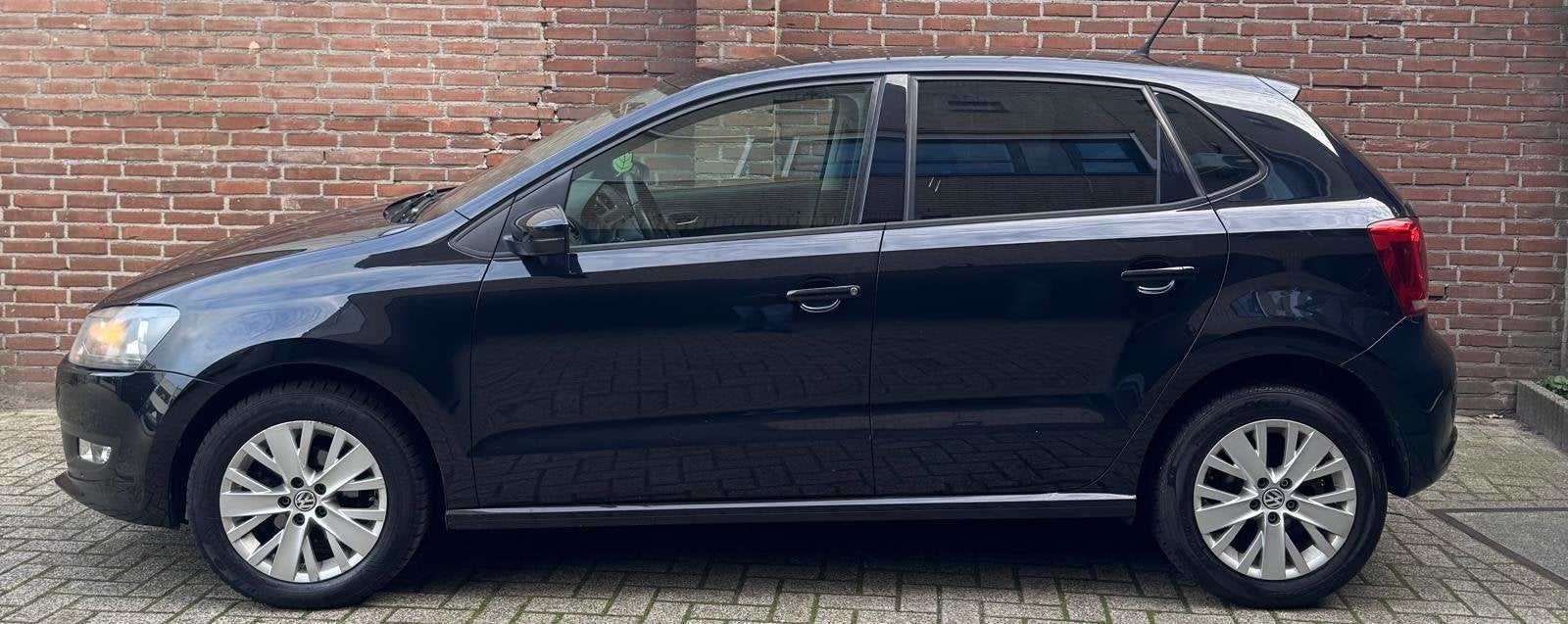Volkswagen Polo 1.2 TSI BlueMotion Edition+ | Distributie vv, Auto's, Voorwielaandrijving, Euro 5, 4 cilinders, Zwart