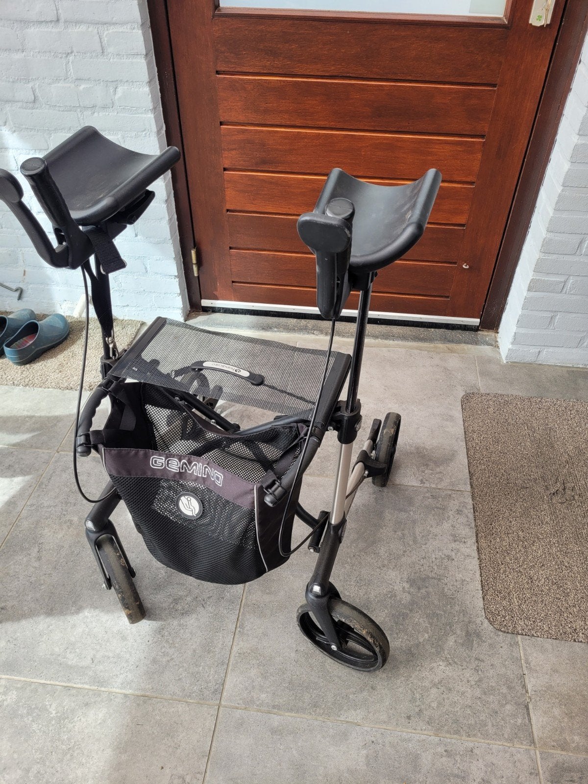 rollator Gemino 30M met onderarmschalen, Diversen, Ophalen of Verzenden