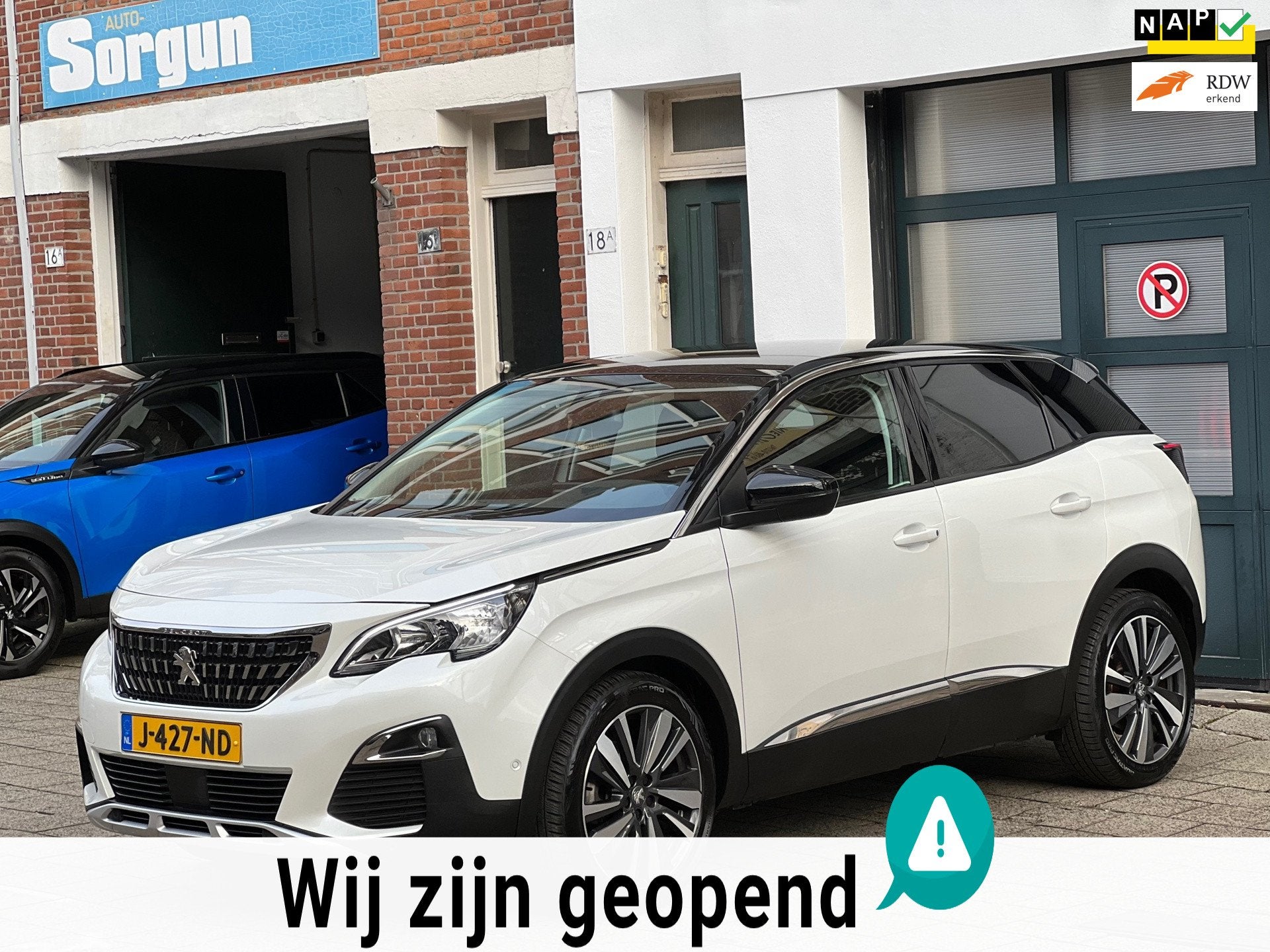 Peugeot 3008 1.2 PureTech Blue Lease Premium-automaat, Auto's, Gebruikt, 1199 cc, Leder en Stof, Wit