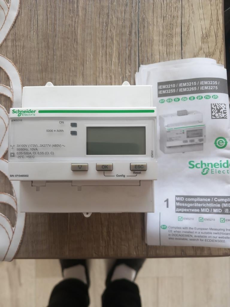 Schneider Electric IEM3210 Energiemeter Stroommeter, Ophalen of Verzenden, Nieuw, Overige typen