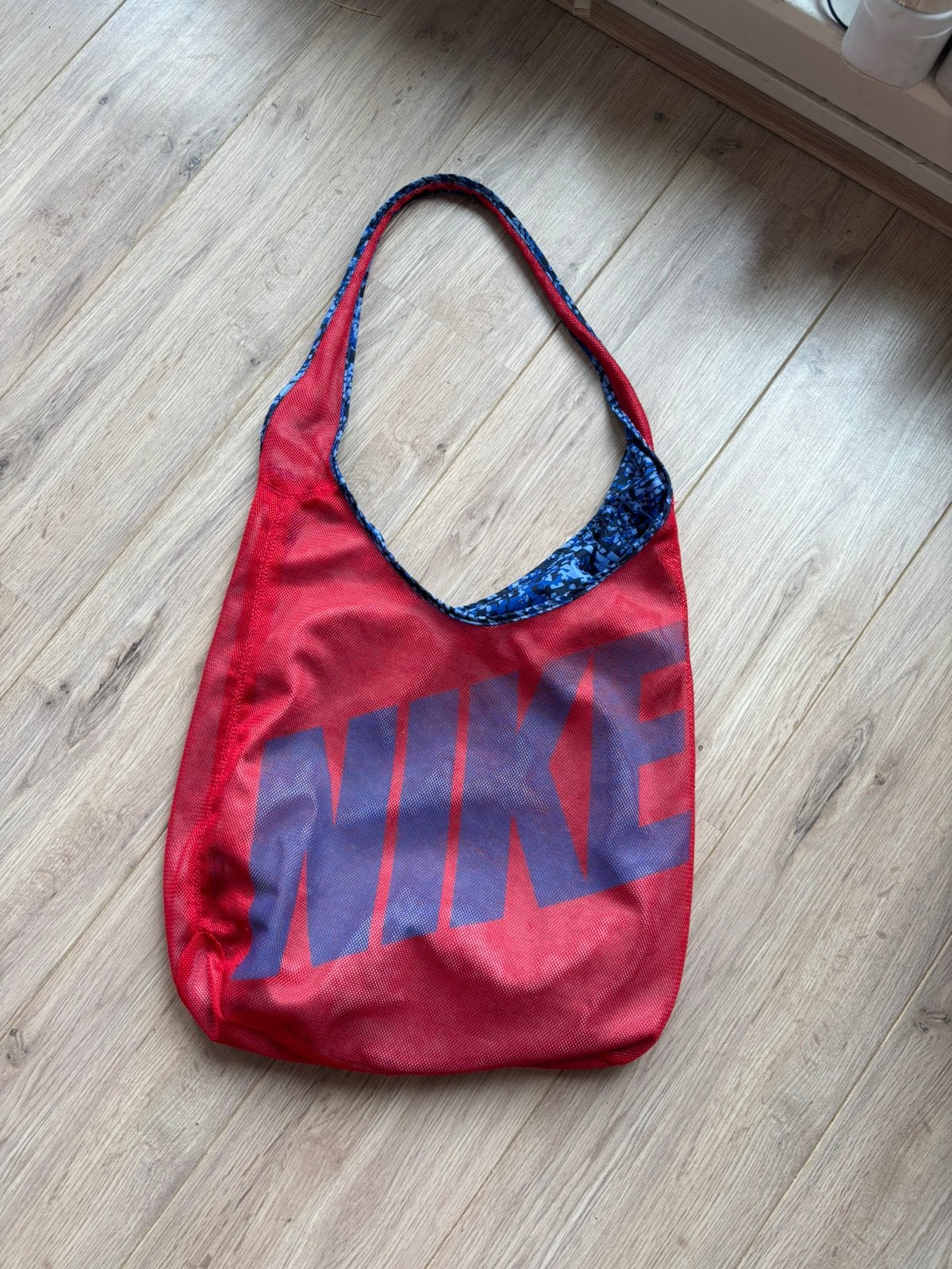 Sporttas Nike, Ophalen, Gebruikt, Rood, Handtas