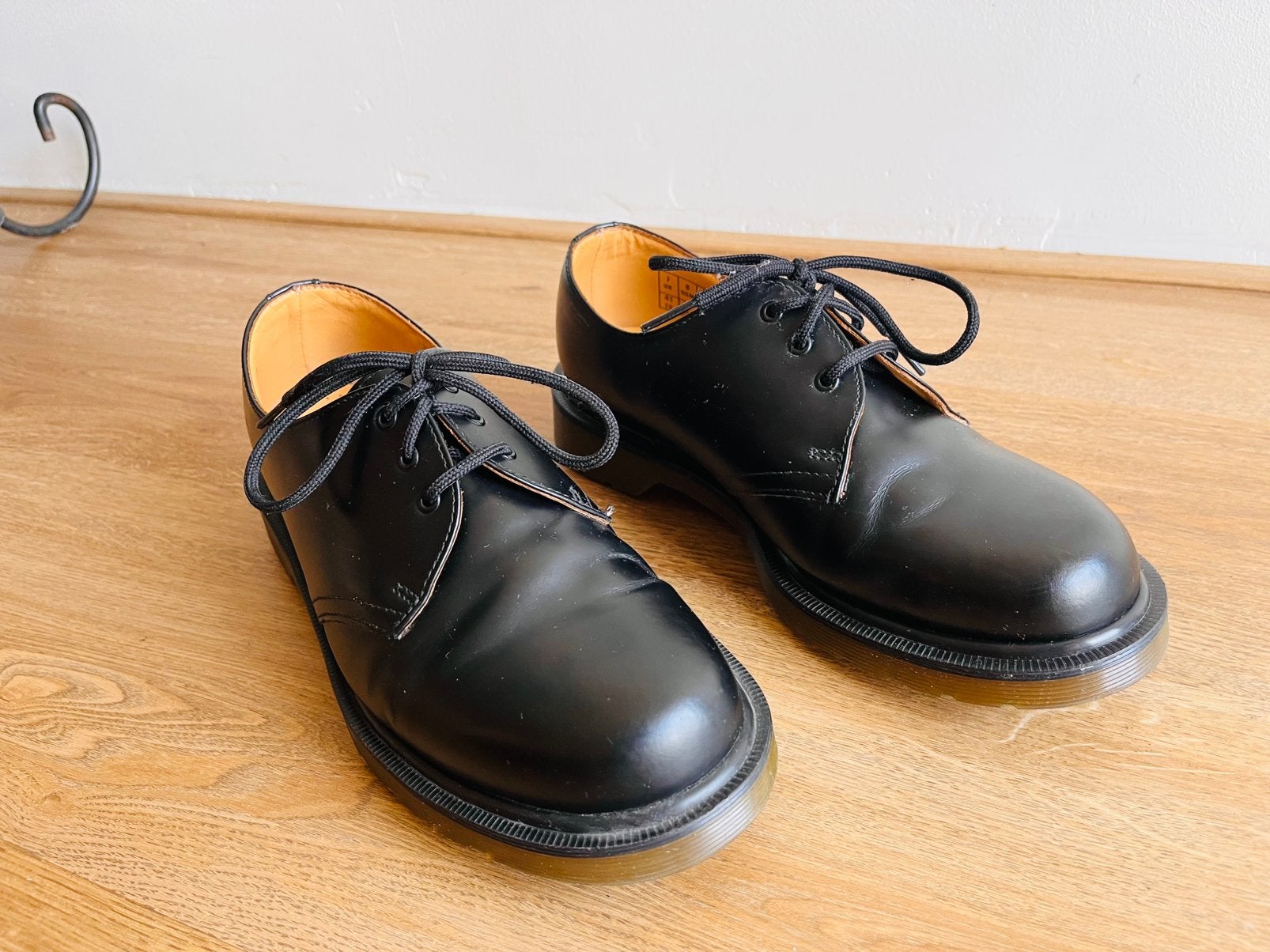 Dr Martens lage veterschoenen, Ophalen of Verzenden, Zo goed als nieuw
