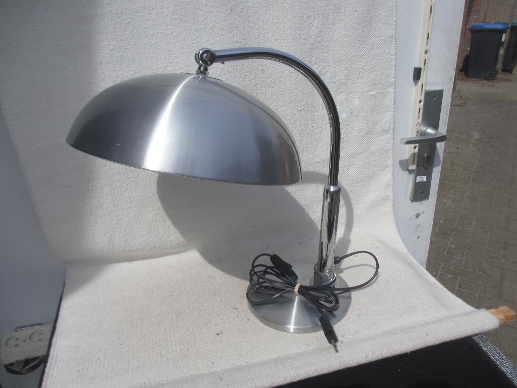 Hala Zeist bureaulamp ontwerp H. Busquet jaren 50
