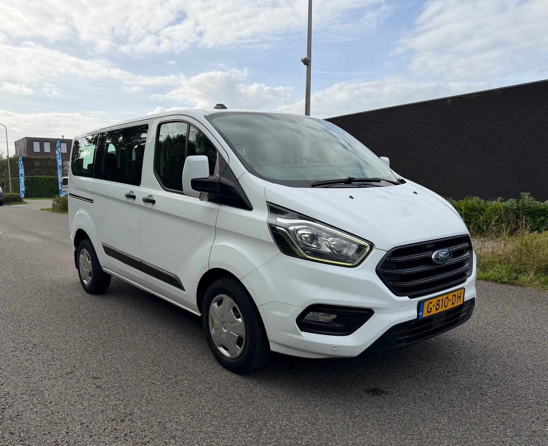 Ford Transit Custom 320 2.0 TDCI L1H1 Trend 9-personen, Auto's, Voorwielaandrijving, Euro 6, Wit, Bedrijf