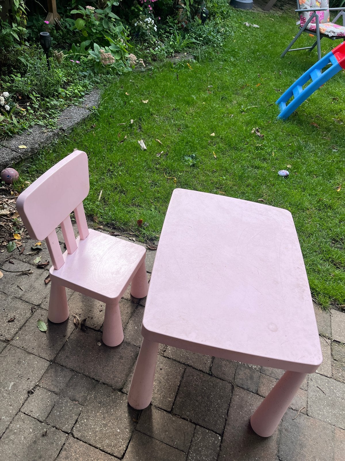 Kindertafel + stoeltje, Ophalen, Gebruikt