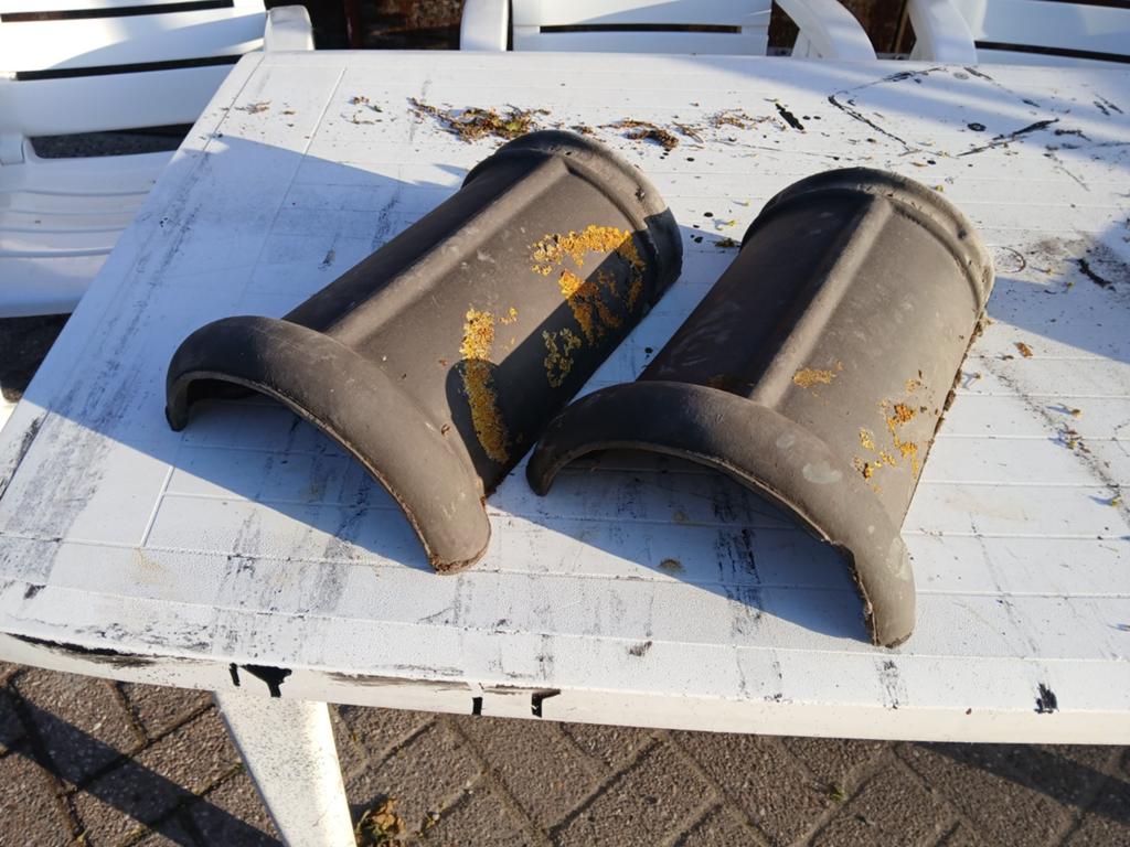 Nokvorsten dakpannen blauw gesmoord grijs, Ophalen