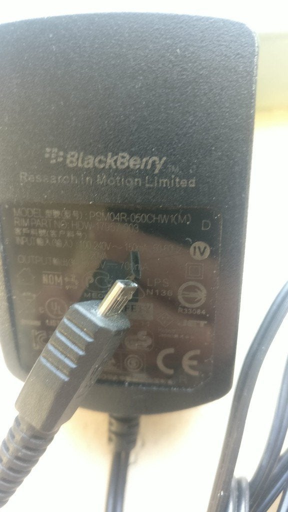 Blackberry adapter PSM04R-050CHW1(M) 5v-700mA, Telecommunicatie, Mobiele telefoons | Telefoon-opladers, Ophalen of Verzenden, Adapter