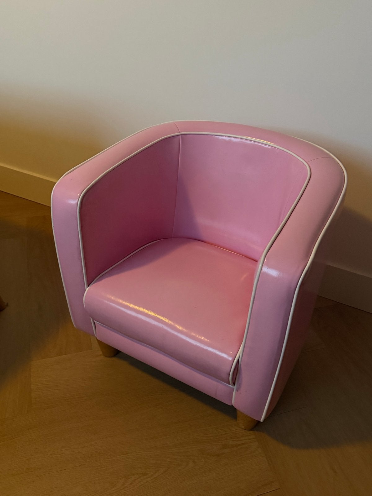 Roze retro kinderfauteuil, Ophalen, Gebruikt, Stoel
