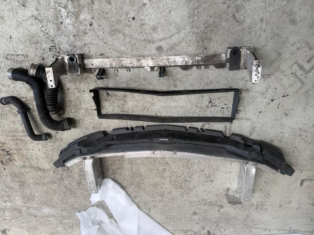 Mercedes w177 a klasse cla bumperbalk set, Auto-onderdelen, Ophalen, Gebruikt, Mercedes-Benz