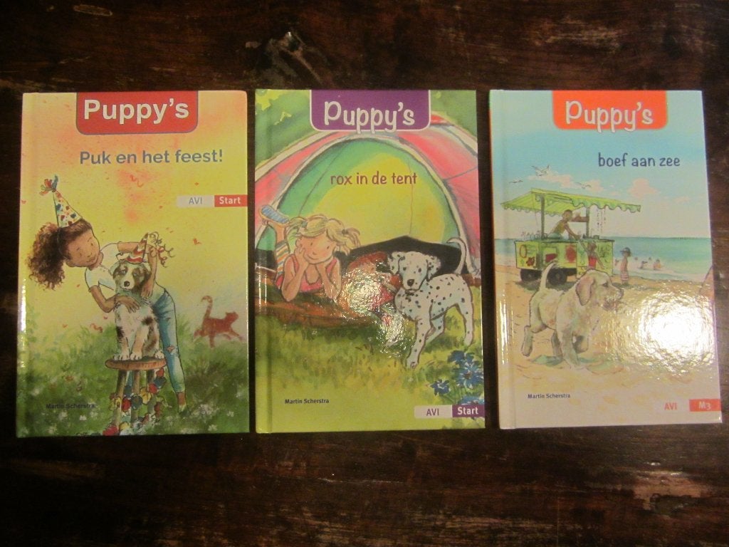 Martin Scherstra Puppy's tent/Puppy's Puk en het feest, Ophalen of Verzenden, Zo goed als nieuw, Fictie algemeen