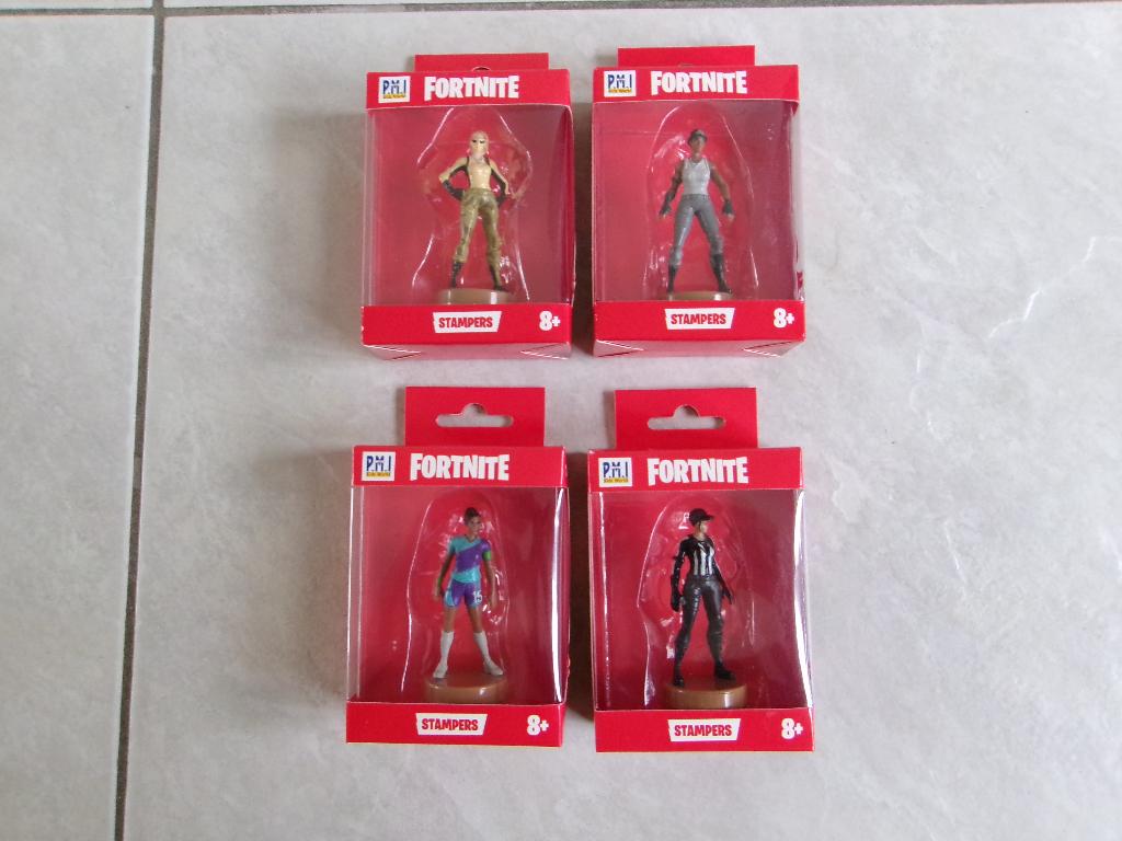 FORTNITE stampers/ poppetjes 4 stuks, Ophalen of Verzenden, Zo goed als nieuw