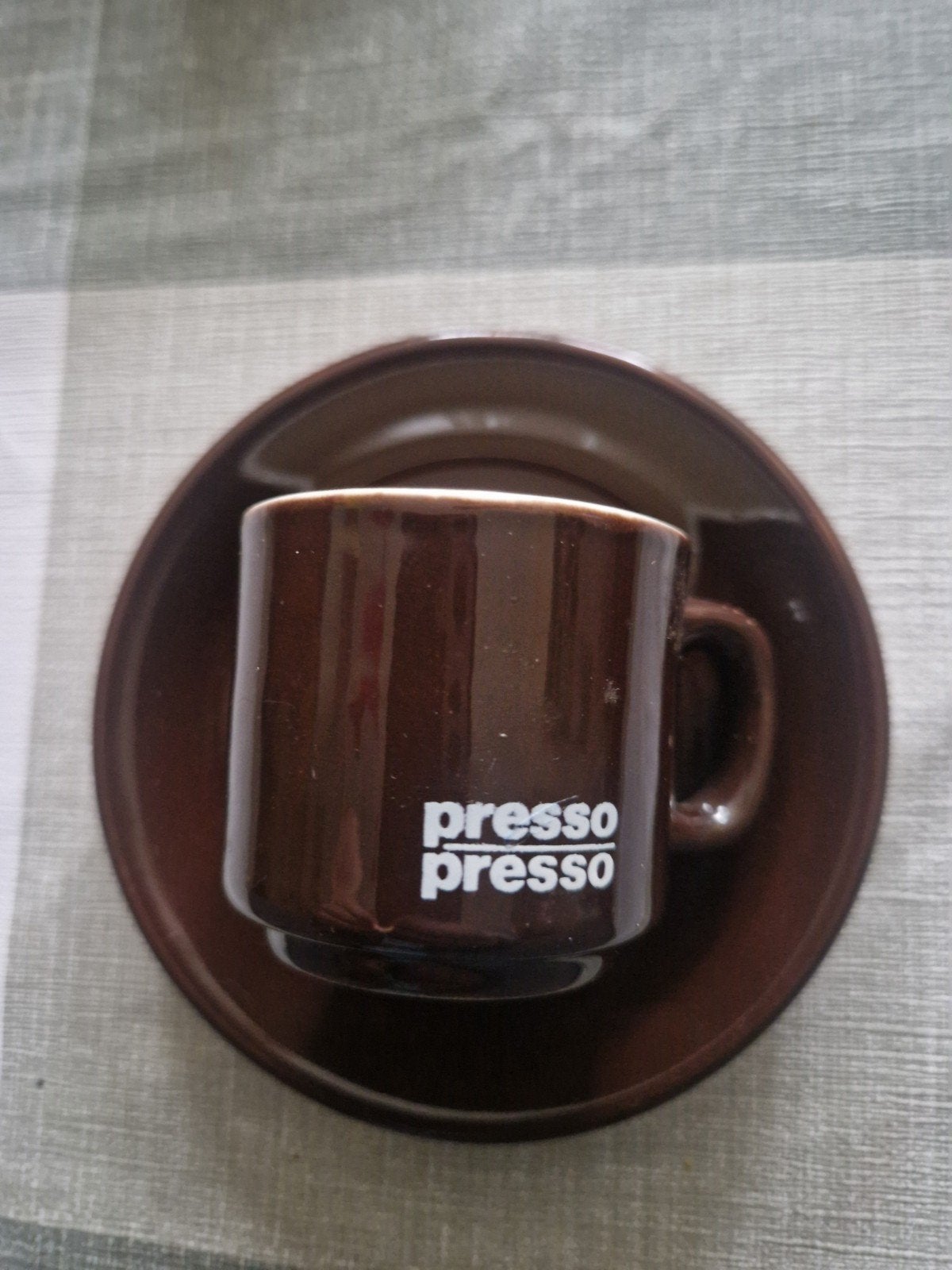 Originele jaren '70 Nestlé Presso espressoset – Bruin retro, Huis en Inrichting, Keuken | Servies, Ophalen of Verzenden, Overige merken