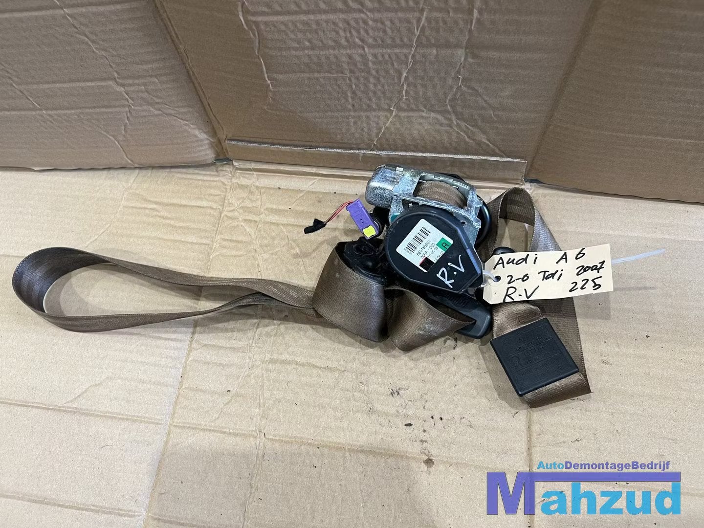 AUDI A6 C6 Bruin Rechts voor gordel 2004-2011, Auto-onderdelen, Interieur en Bekleding, Gebruikt, AUDI AG, Auto-Union-Strasse 1
85045  Ingolstadt, DE