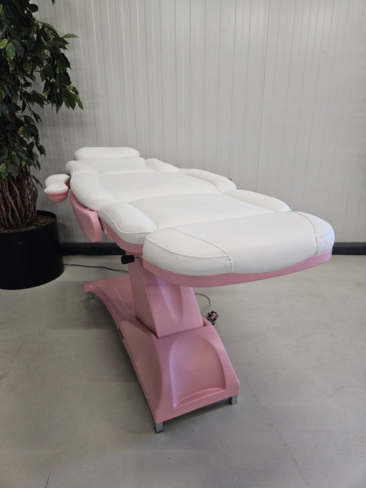 Bentlon Gold Elektrische behandelstoel of Pedicurestoel ZGAN, Ophalen of Verzenden, Zo goed als nieuw, Massagestoel of Kussen