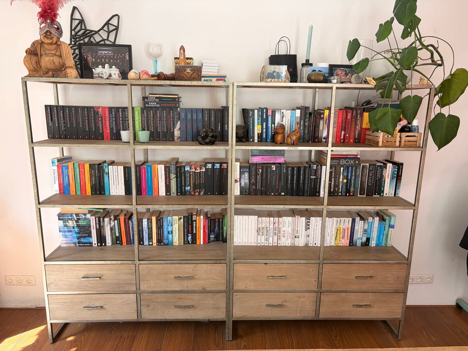Grenen Boekenkast met lades en stalen frame, Ophalen, Gebruikt, 150 tot 200 cm, Met lade(s)