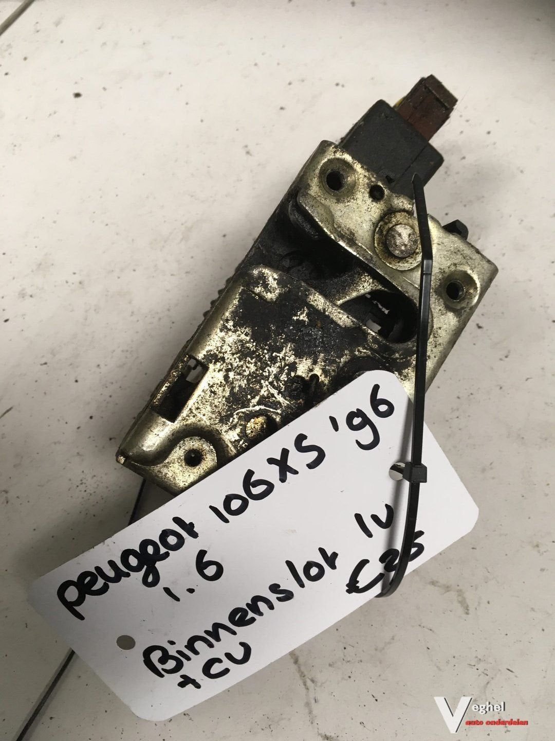 Peugeot 106 xs 1996 binnenslot linksvoor met cv, Gebruikt, -, -, Ophalen of Verzenden